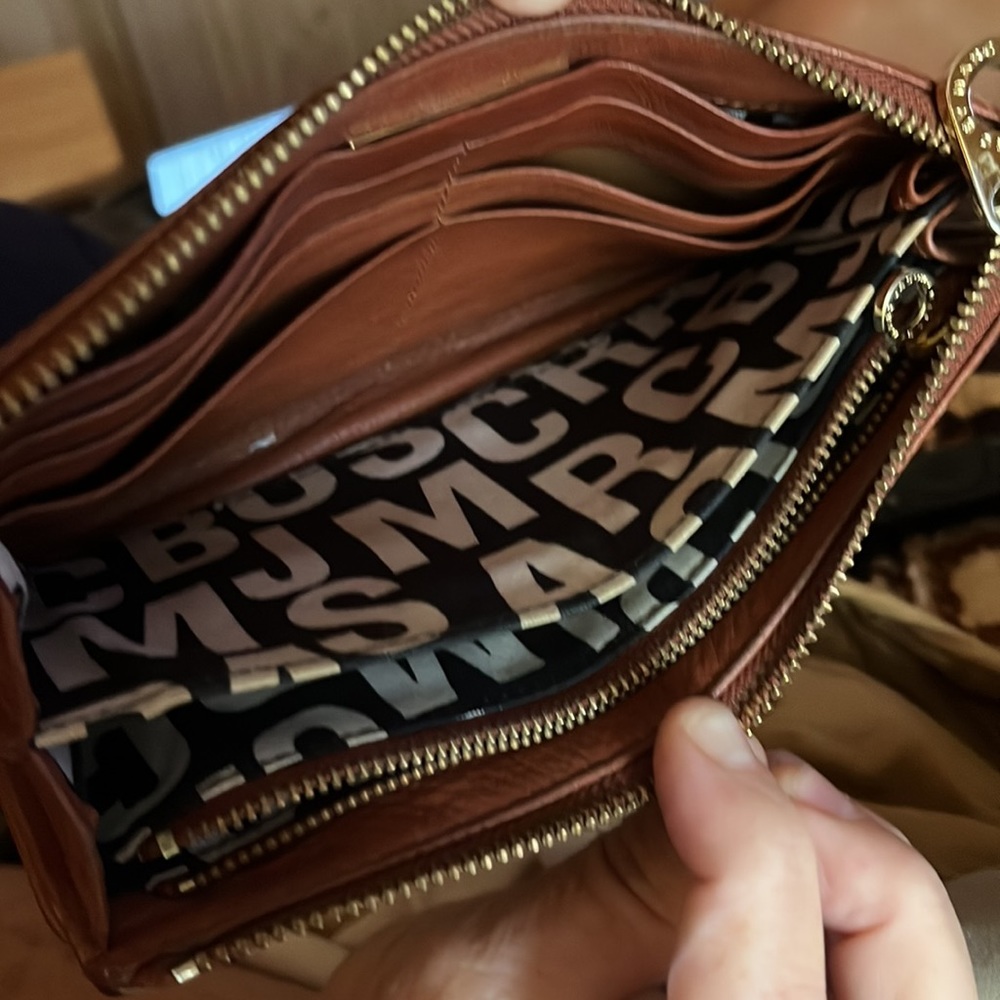 Wallet - Picture 2 of 4